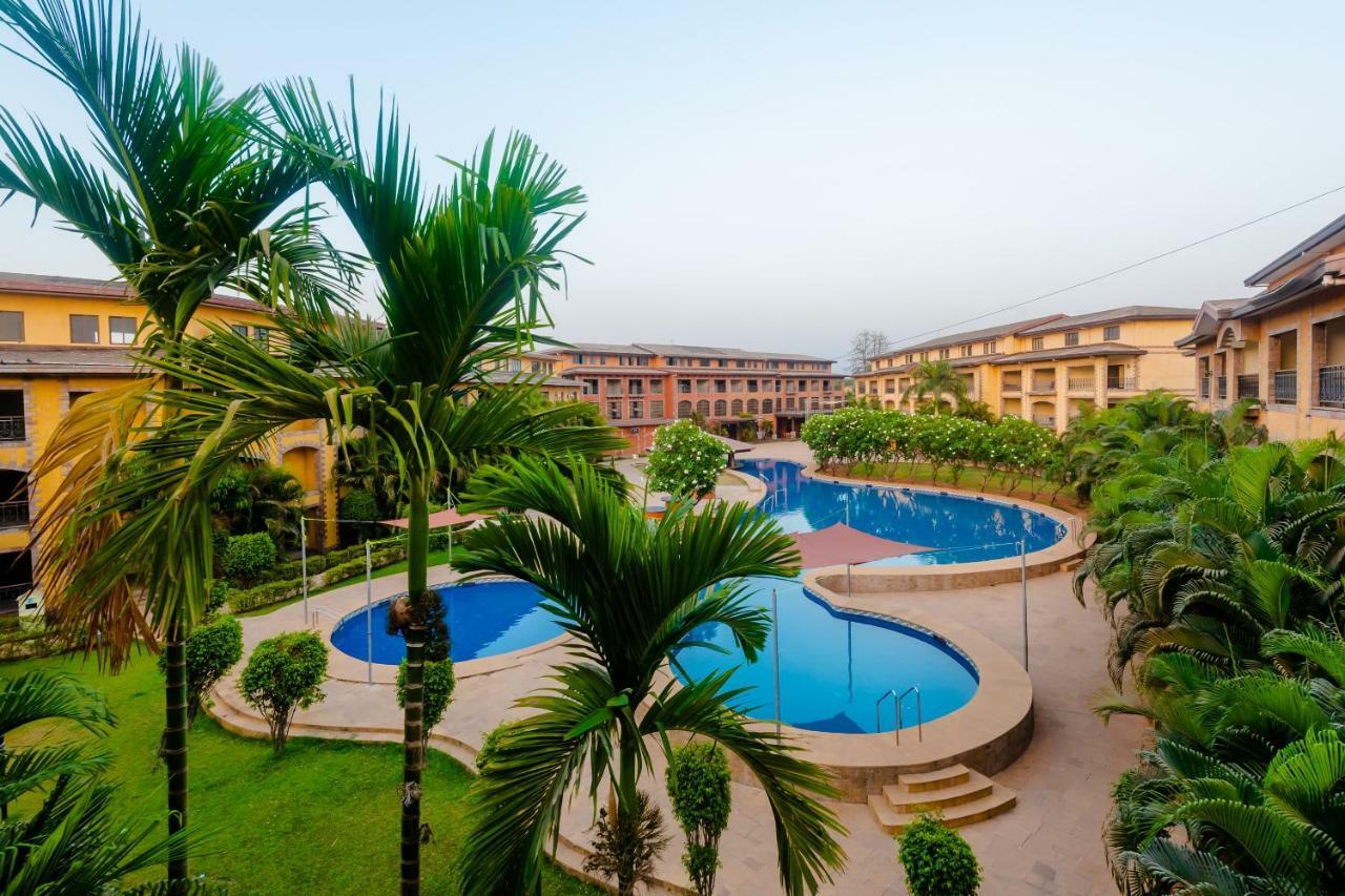 Capital O 35403 Discover Resorts Нерал Экстерьер фото